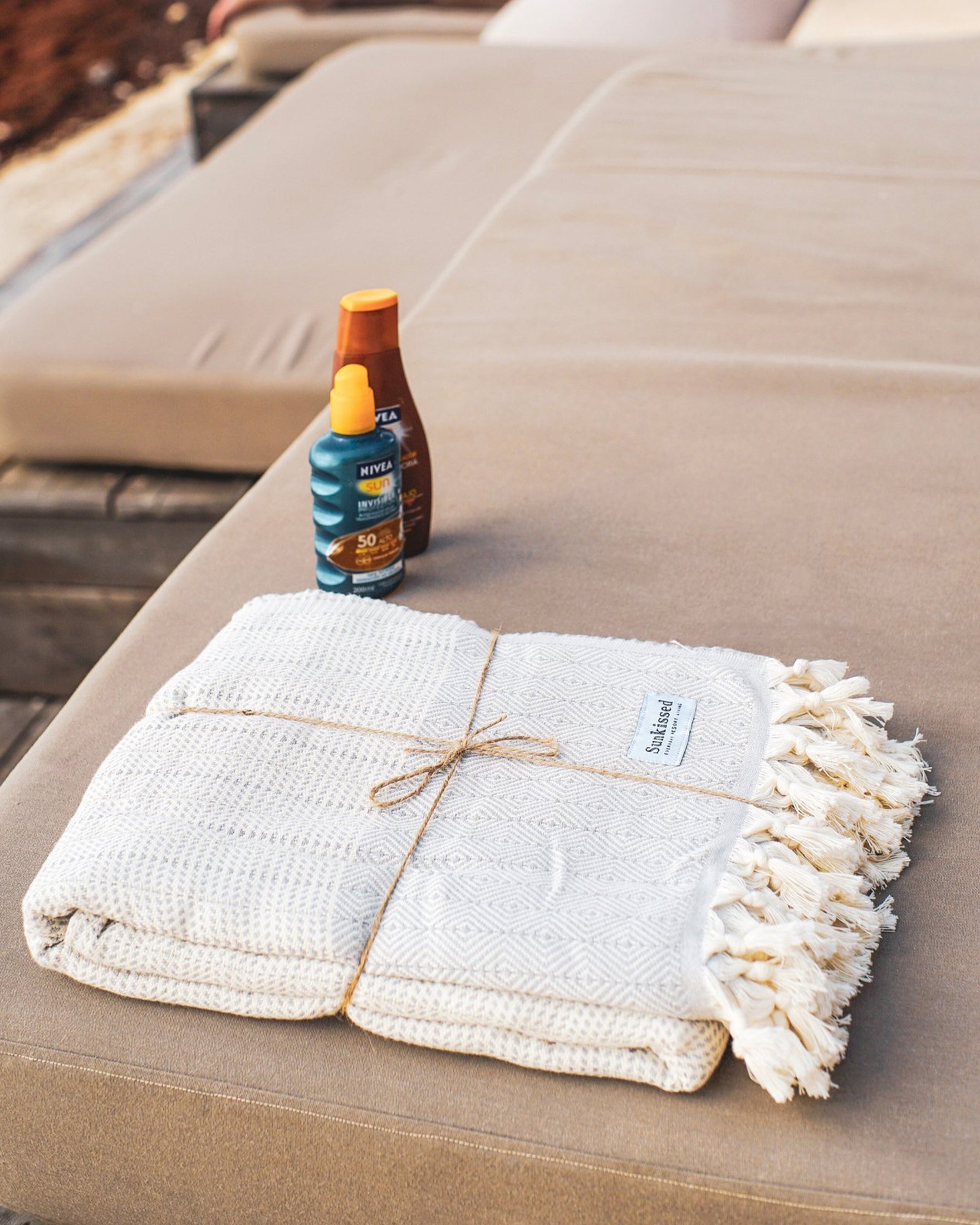 CAPE TOWN SAND FREE CASA THROW Sunkissed